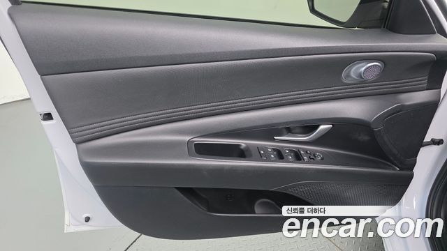 Hyundai AVANTE 2021 — photo 15