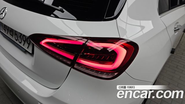 Mercedes-Benz A-Class 2023 — photo 9