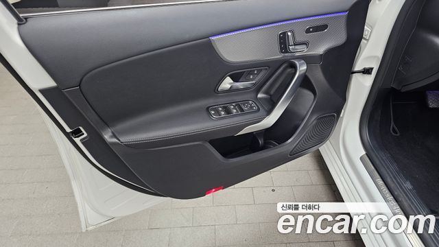 Mercedes-Benz A-Class 2023 — photo 14