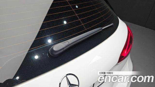 Mercedes-Benz A-Class 2023 — photo 30