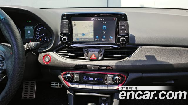 Hyundai i30 2017 — photo 12