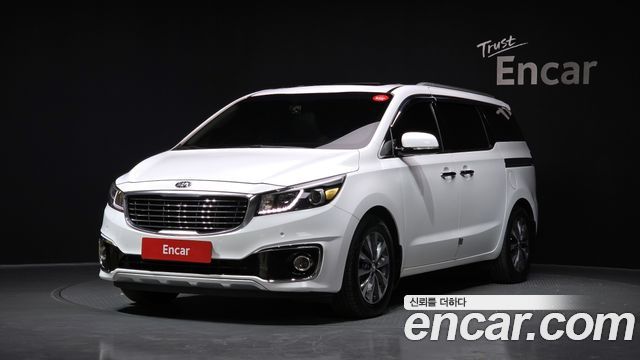 Kia Canival 2016 — photo 1