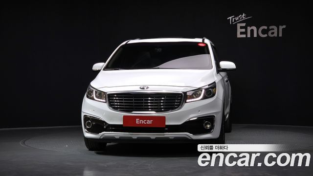 Kia Canival 2016 — photo 3
