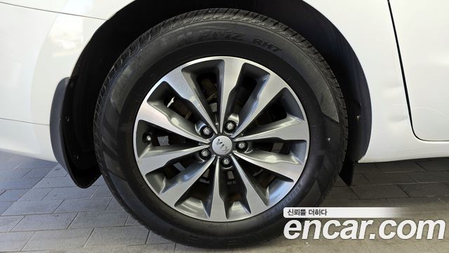 Kia Canival 2016 — photo 5