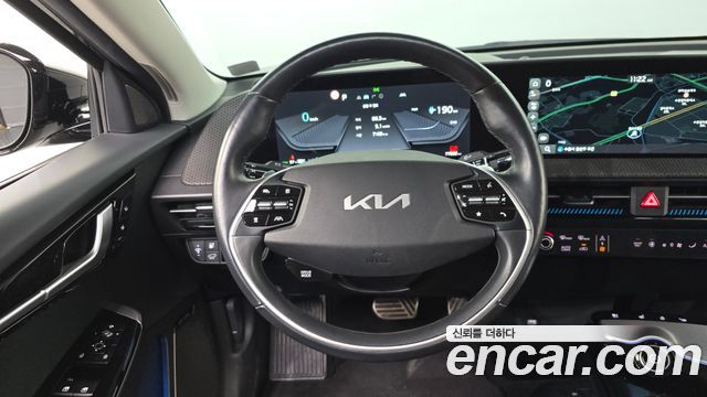 Kia EV6 2022 — photo 19