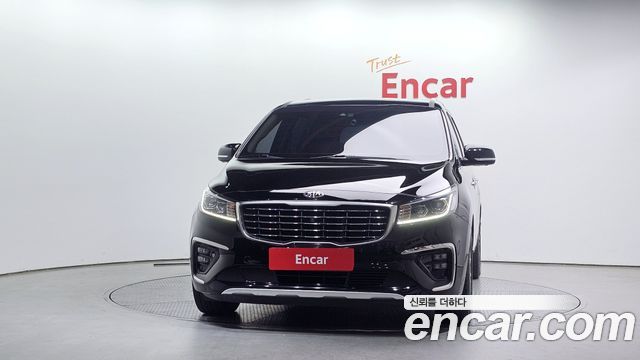 Kia Canival 2019 — photo 3