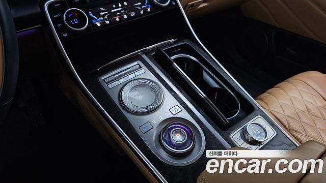 Genesis GV80 2020 — photo 12