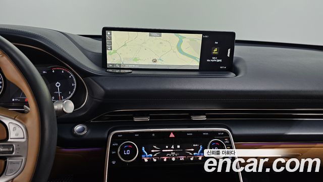 Genesis GV80 2020 — photo 20