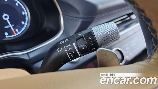 Genesis GV80 2020 — photo 29