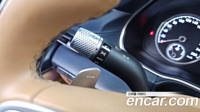 Genesis GV80 2020 — photo 32