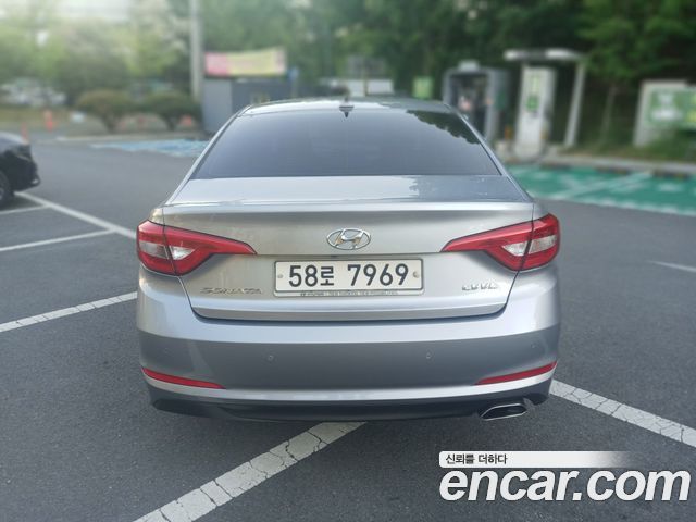 Hyundai Sonata 2015 — photo 2