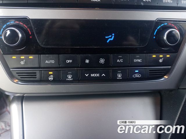 Hyundai Sonata 2015 — photo 13