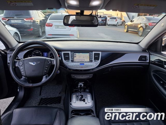 Hyundai Genesis 2014 — photo 9