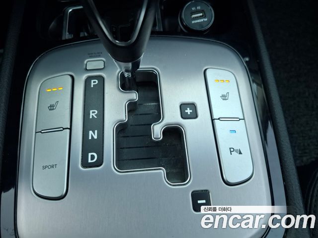 Hyundai Genesis 2014 — photo 13