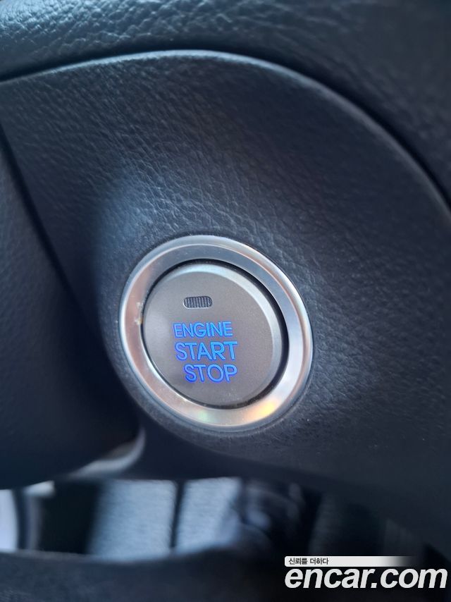 Hyundai Genesis 2014 — photo 16