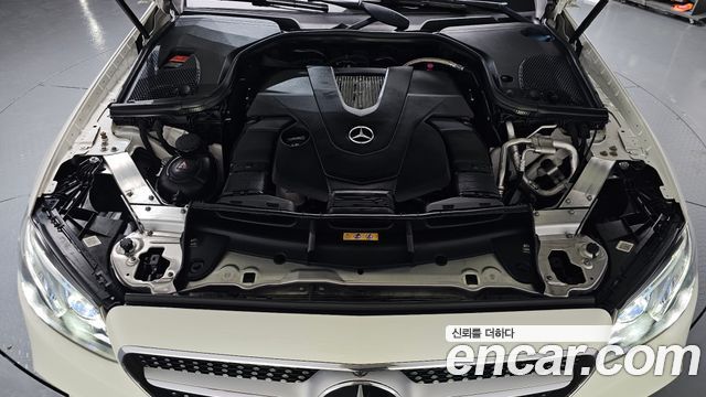 Mercedes-Benz E-Class 2020 — photo 6