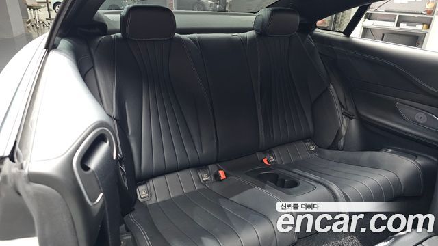 Mercedes-Benz E-Class 2020 — photo 17