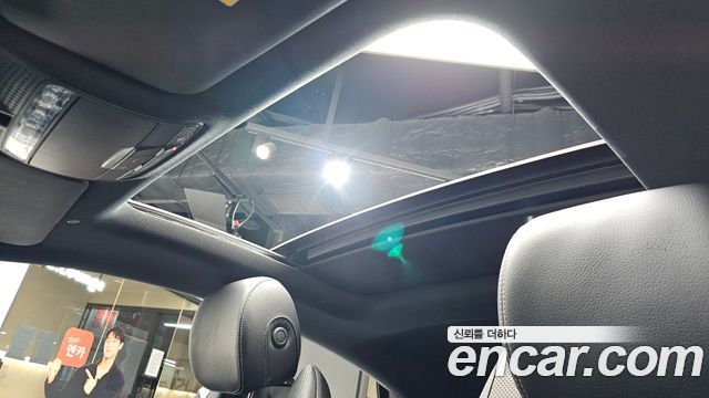 Mercedes-Benz E-Class 2020 — photo 22