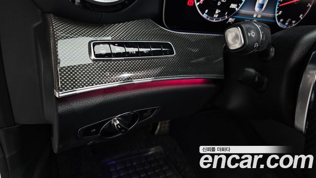 Mercedes-Benz E-Class 2020 — photo 29