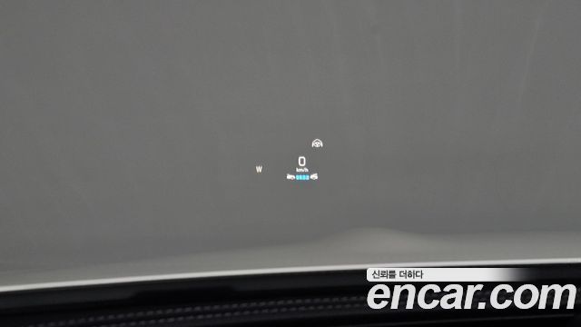 Mercedes-Benz E-Class 2020 — photo 32