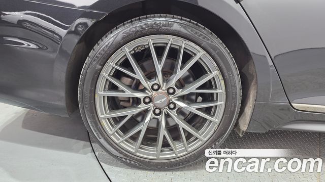 Genesis G80 2018 — photo 5