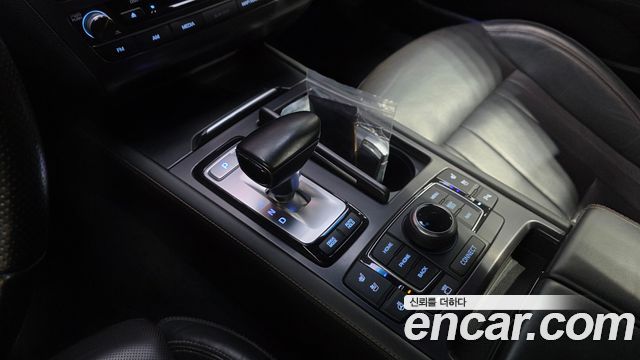 Genesis G80 2018 — photo 12