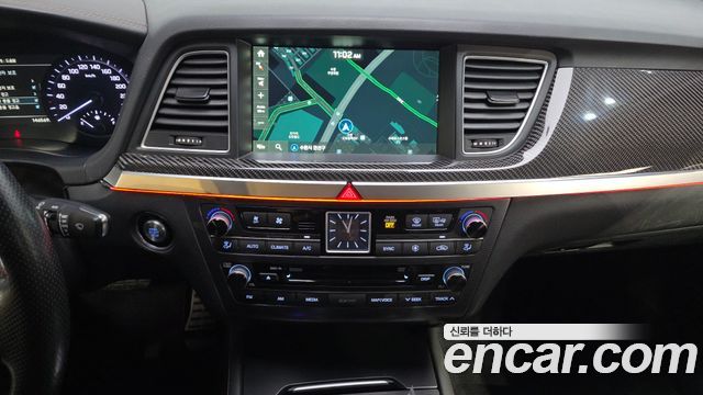 Genesis G80 2018 — photo 20