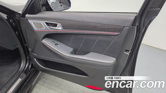 Genesis G80 2018 — photo 14