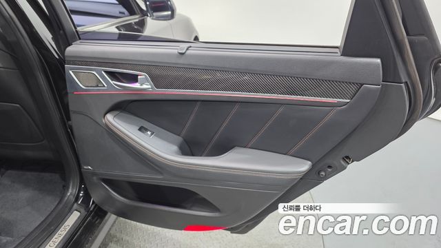 Genesis G80 2018 — photo 15