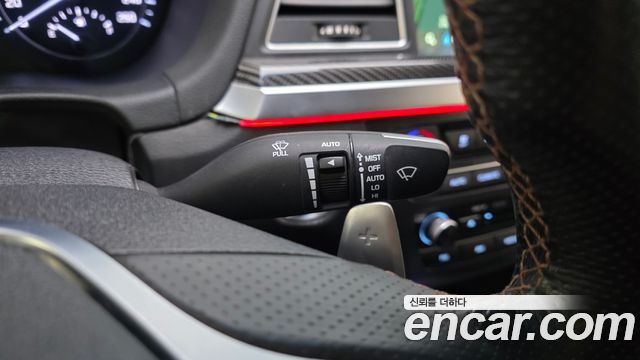 Genesis G80 2018 — photo 30