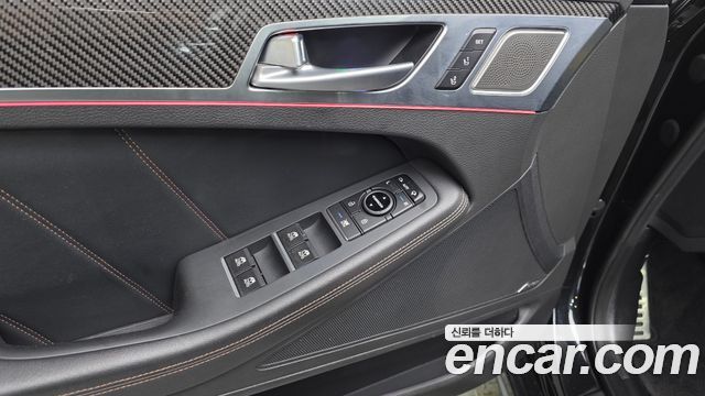 Genesis G80 2018 — photo 34