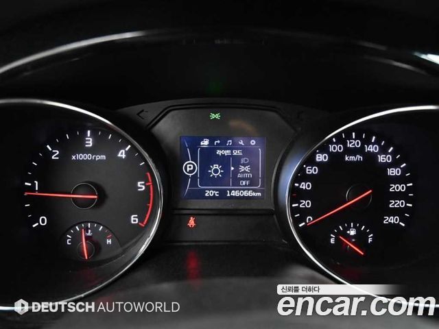 Kia Canival 2017 — photo 8