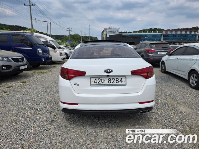 Kia K5 2011 — photo 4