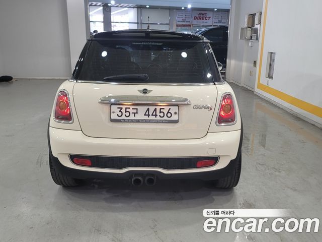 Mini Cooper 2009 — photo 3