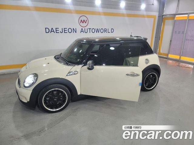 Mini Cooper 2009 — photo 5