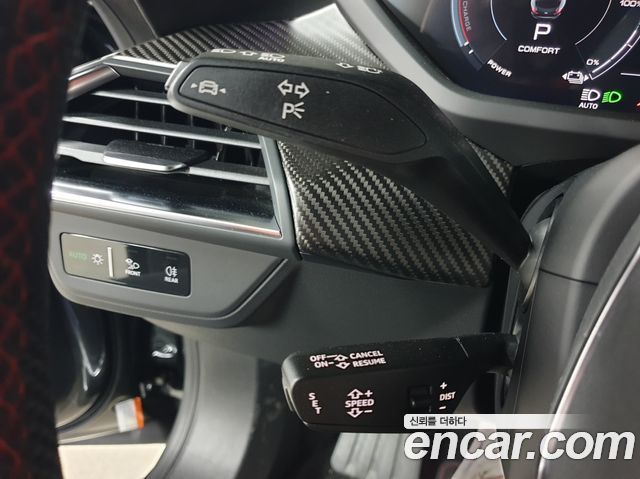 Audi RS e-tron GT 2022 — photo 13