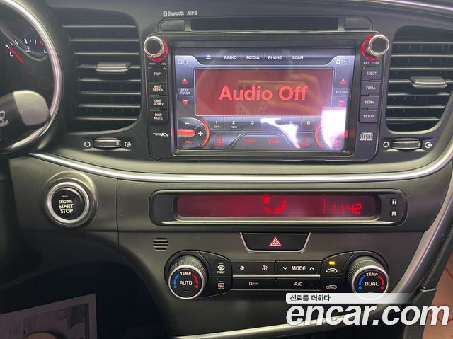 Kia K5 2014 — photo 13