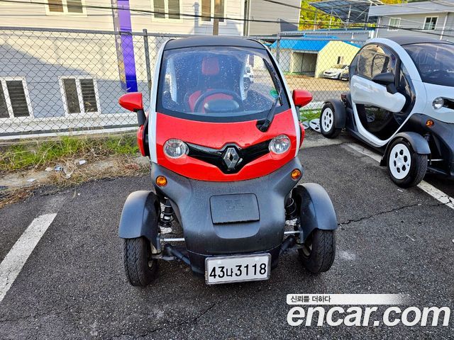 Renault Korea Twizy 2020 — photo 17