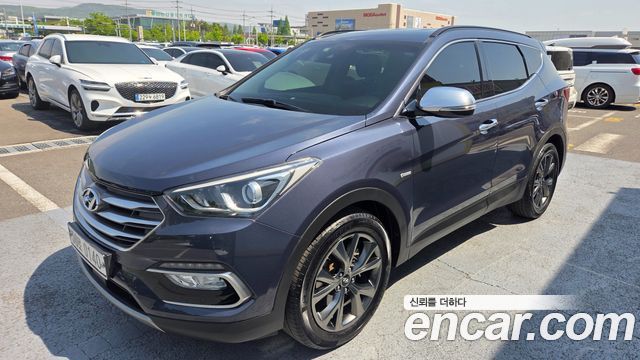 Hyundai Santafe 2017 — photo 1