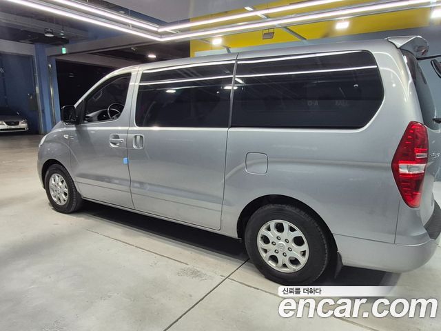 Hyundai Starex 2014 — photo 3