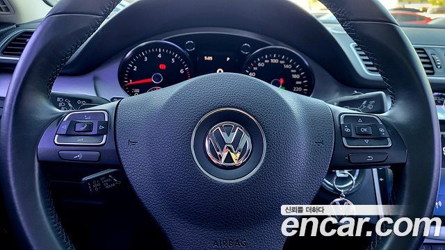 Volkswagen CC 2015 — photo 14