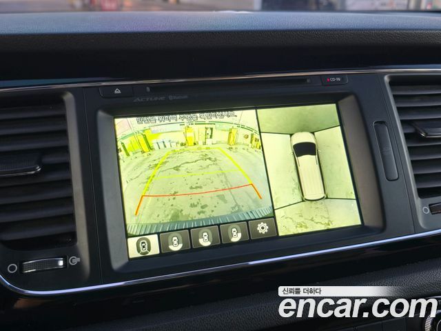 Kia Canival 2016 — photo 15