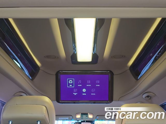 Kia Canival 2016 — photo 17