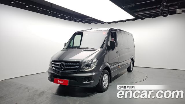 Mercedes-Benz Sprinter 2017 — photo 1