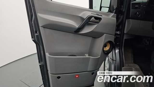 Mercedes-Benz Sprinter 2017 — photo 14