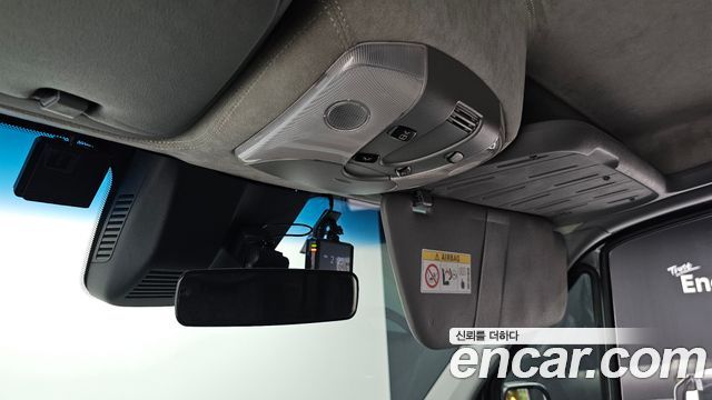 Mercedes-Benz Sprinter 2017 — photo 28