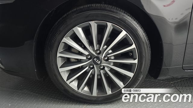 Kia K7 2017 — photo 5