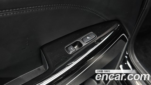 Kia K7 2017 — photo 24