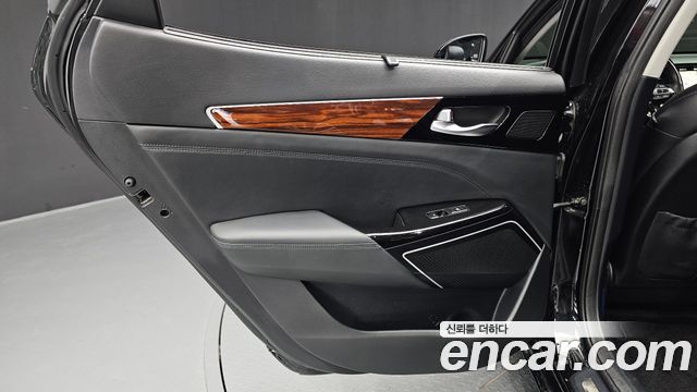 Kia K7 2017 — photo 15