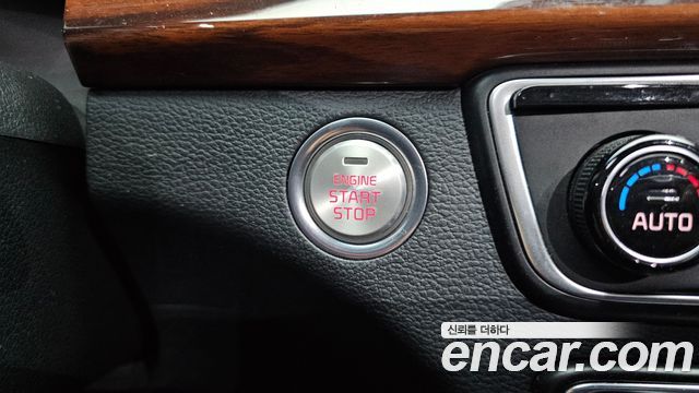 Kia K7 2017 — photo 28